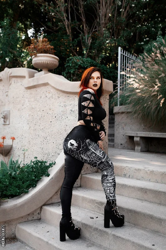 gothic-haunted-house-leggings