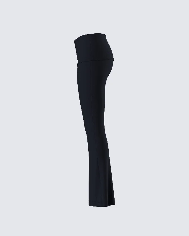 leia-black-foldover-legging