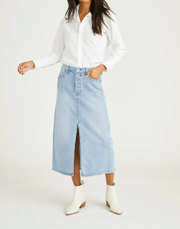 Sarah Midi Skirt In Light Wash