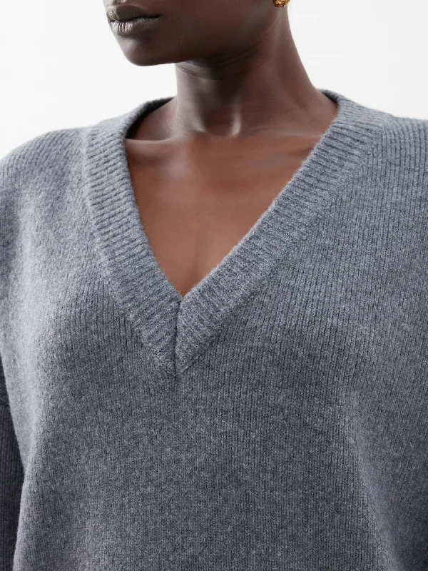 ana-v-neck-sweater-in-heather