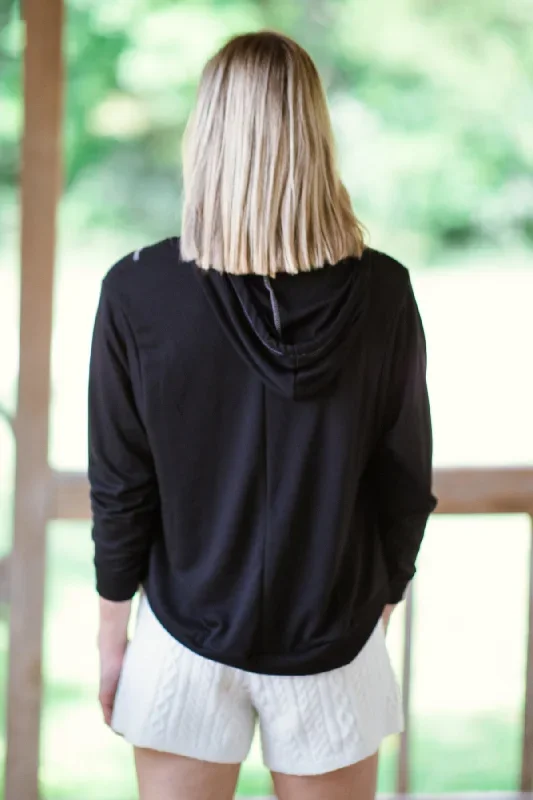 black-and-white-contrast-stitch-hooded-top