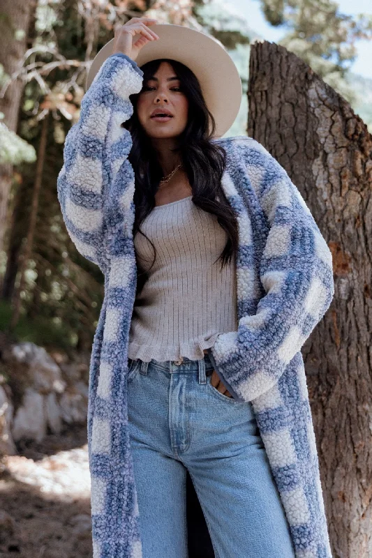 breckenridge-sherpa-long-cardigan-blue-plaid