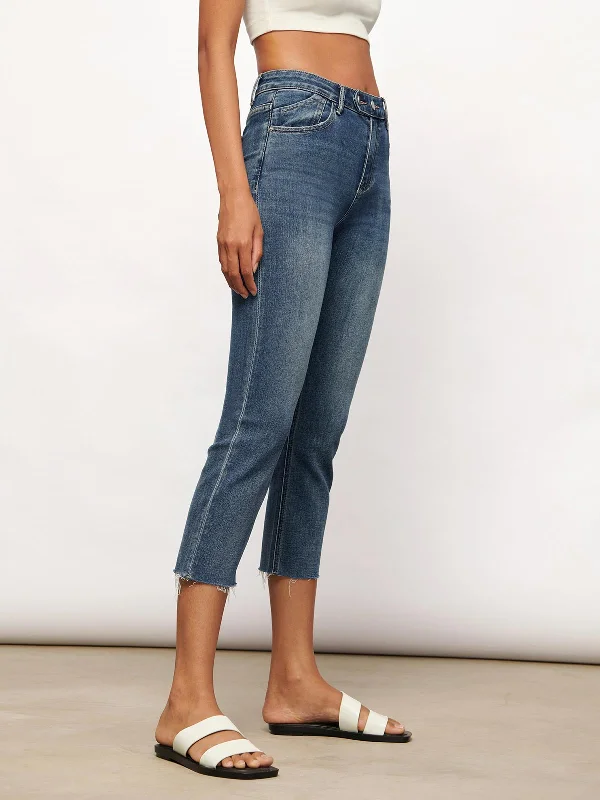 double-button-taper-jeans