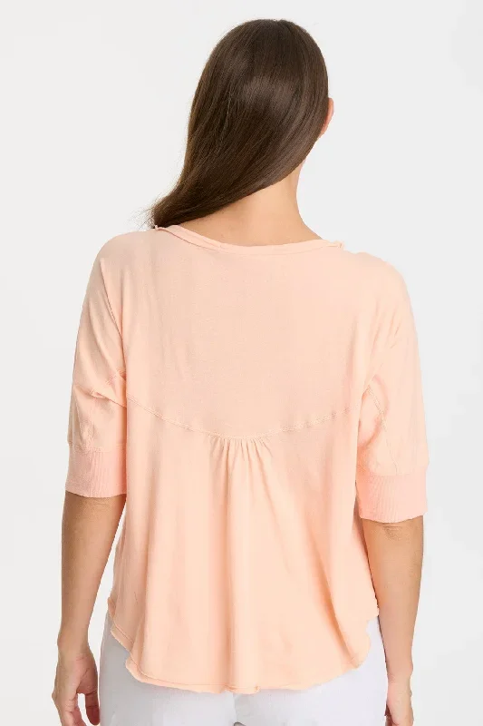 gardiner-banded-sleeve-top-gumdrop