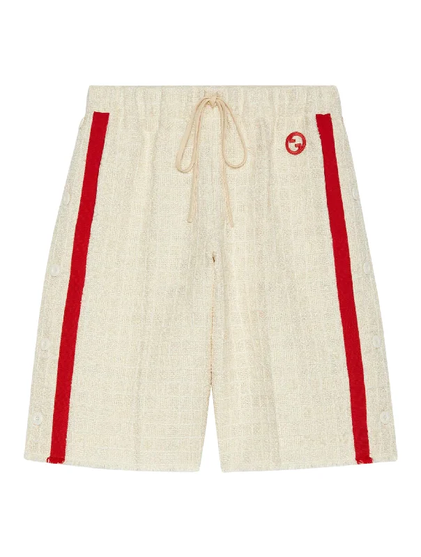 SHORTS IN COTTON TWILL WITH PATCH