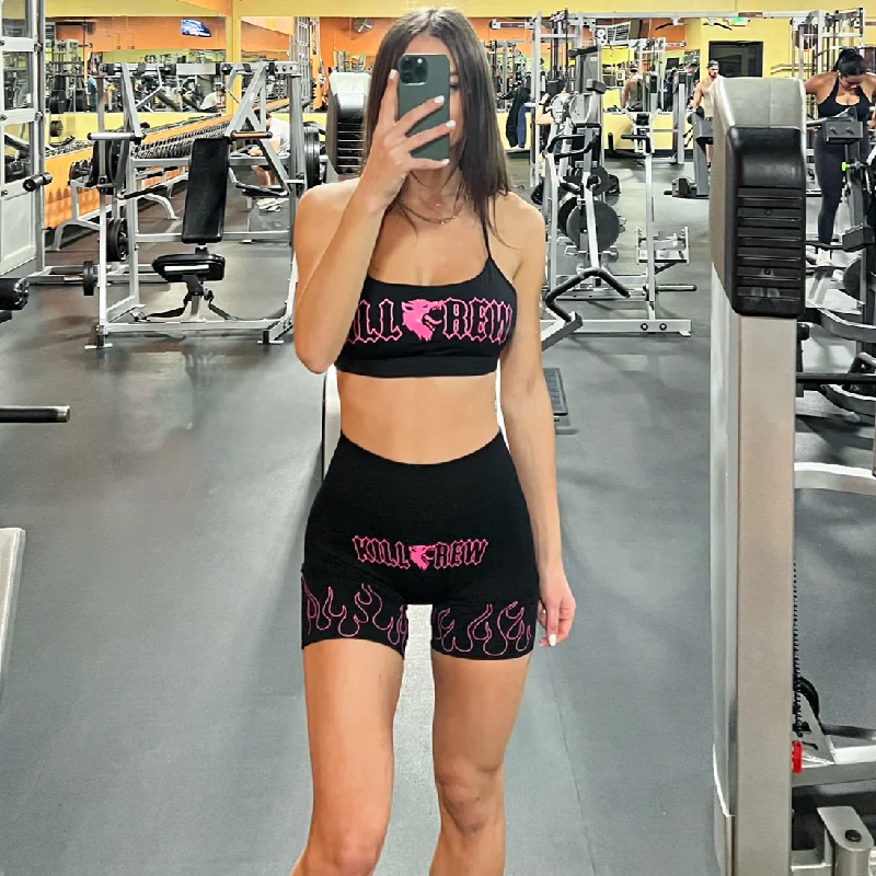 seamless-flames-biker-shorts-black-pink