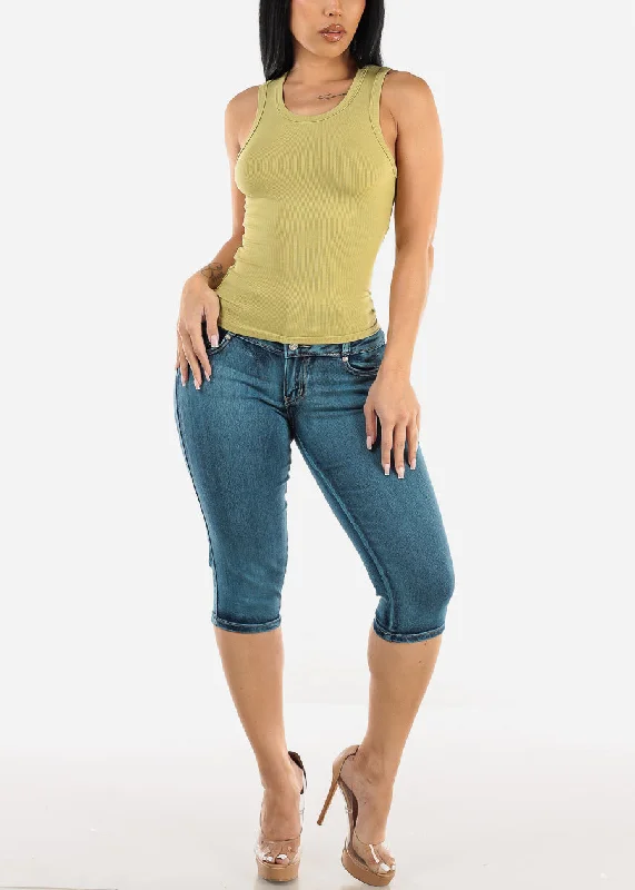 sleeveless-crewneck-ribbed-crop-top-light-green-tw1317kiwi