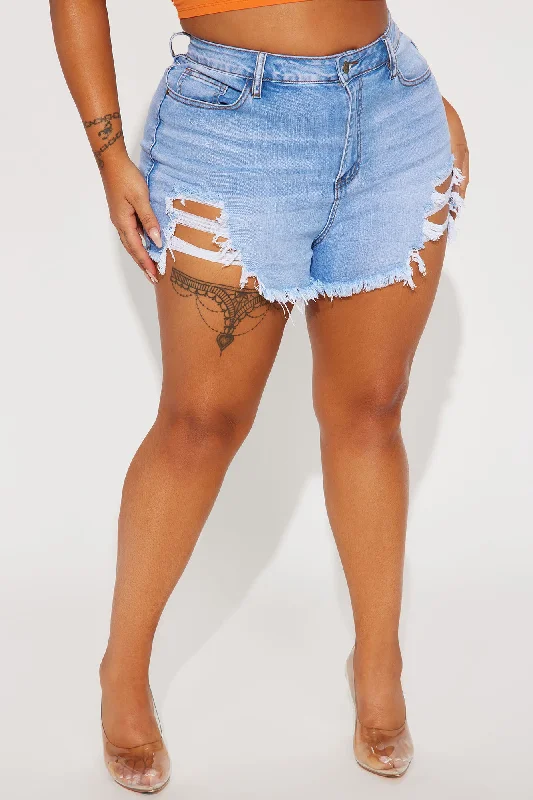 the-fast-lane-denim-shorts-light-blue-wash