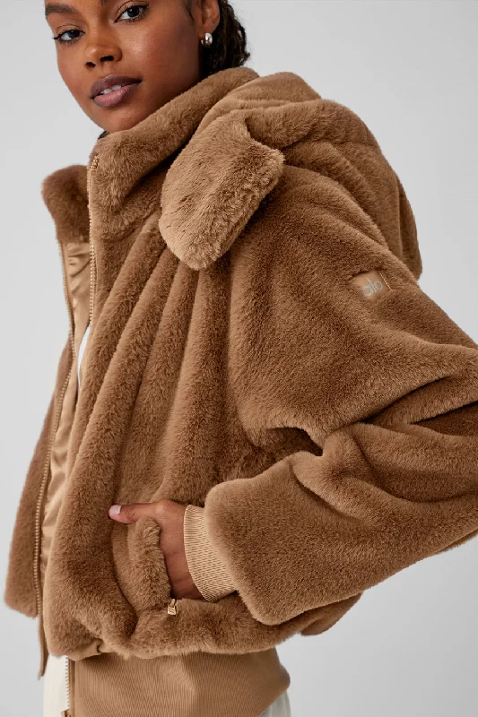 w4496r-faux-fur-foxy-jacket-toasted-almond