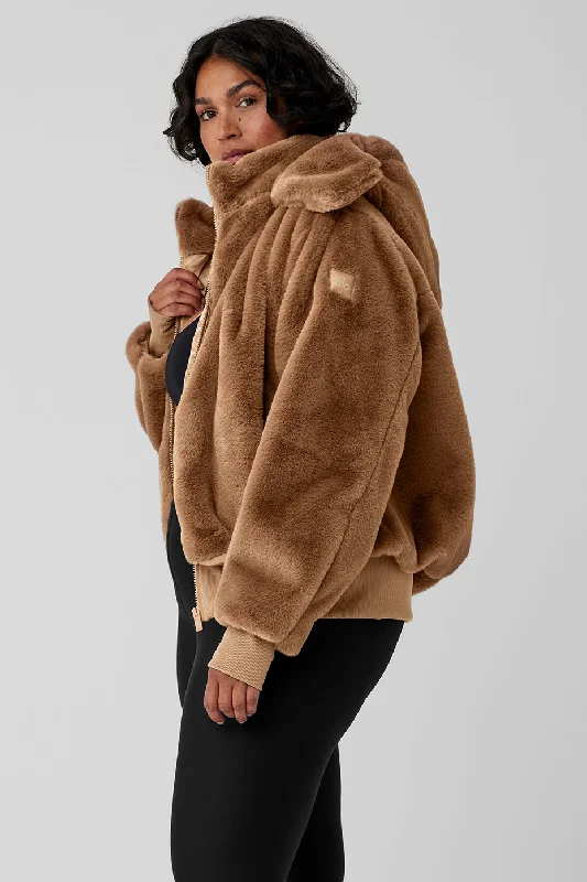 w4496r-faux-fur-foxy-jacket-toasted-almond