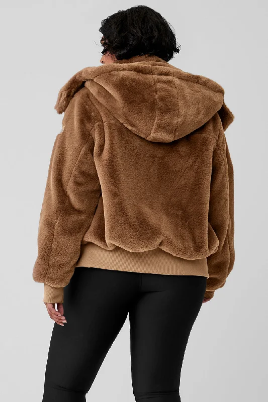 w4496r-faux-fur-foxy-jacket-toasted-almond